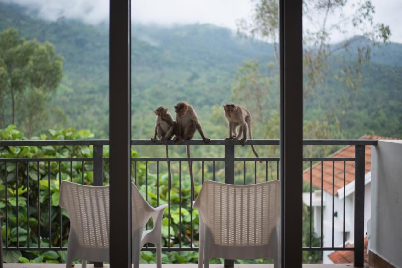 Dazzle Villa Resort Kalpatta Ngoại thất bức ảnh