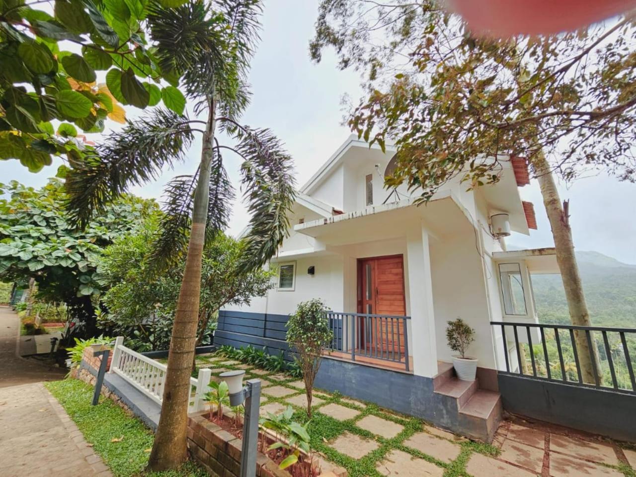 Dazzle Villa Resort Kalpatta Ngoại thất bức ảnh