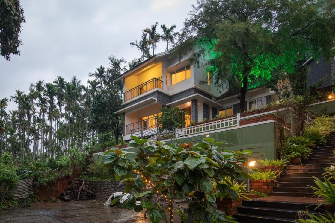 Dazzle Villa Resort Kalpatta Ngoại thất bức ảnh